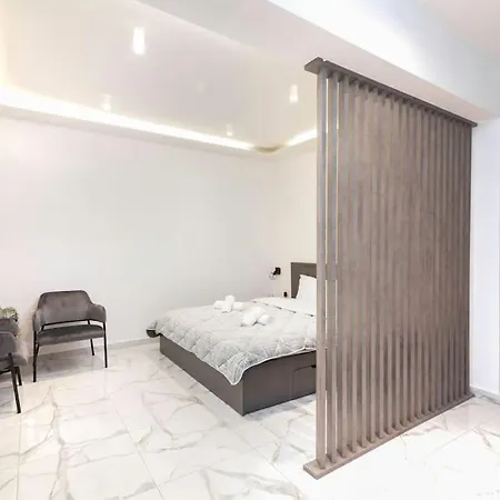 Apartament Lux At French Institute Salonic