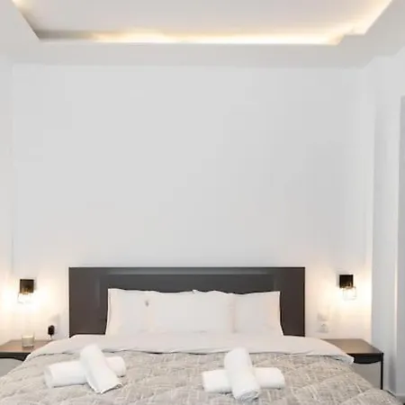 Lux At French Institute Apartament Salonic